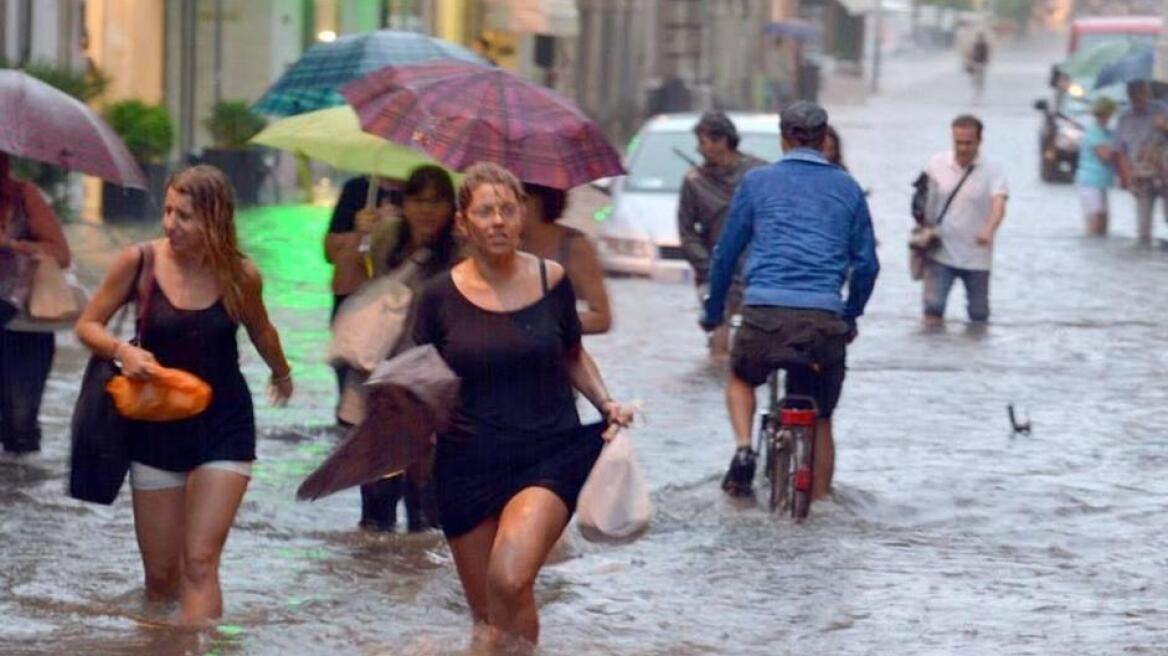  Ένας νεκρός από τις πλημμύρες που έπληξαν το Ρίμινι