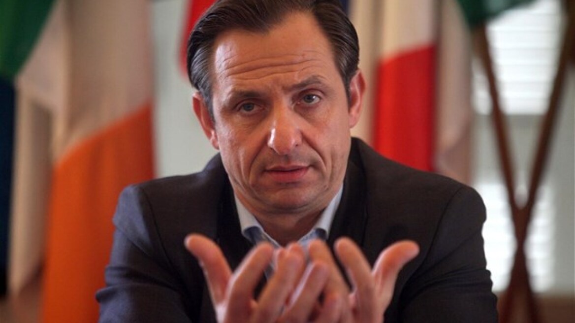 Ο Μπαρόζο δεν έχει όραμα, λέει ο Χατζημαρκάκης