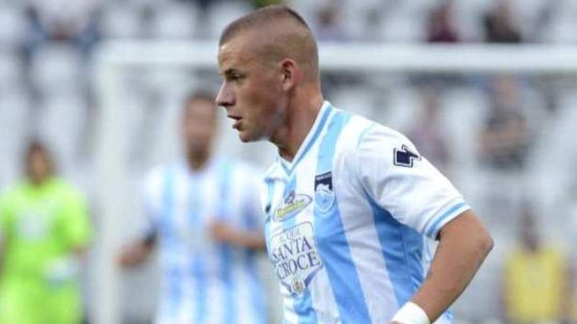  Ο Ολυμπιακός κλείνει τον Βάις