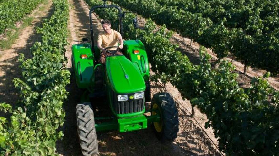 Αυξημένους τόκους κατά 16,1% πλήρωσαν οι αγρότες το 2012