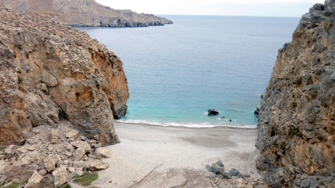 Δείτε τις 15 μυστικές παραλίες της Κρήτης