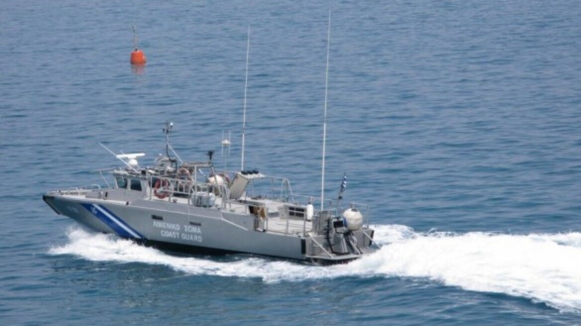 Αστυπάλαια: Βυθίστηκε ξύλινο τουριστικό σκάφος έπειτα από φωτιά