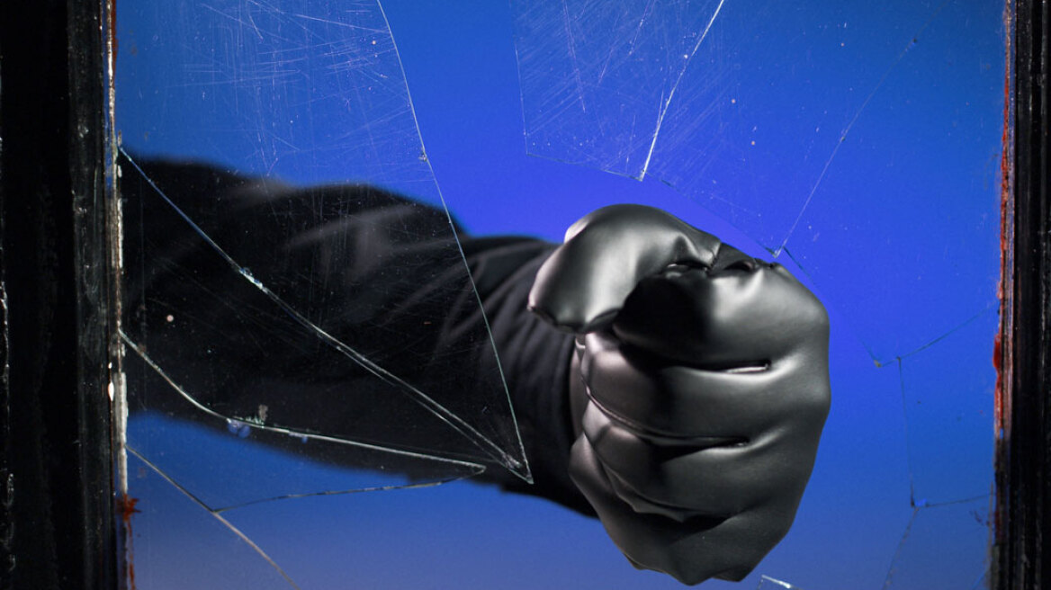 Ληστεία σε κατάστημα τροφίμων στα Βριλήσσια