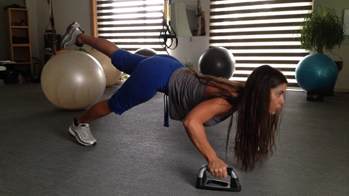 Γυμναστείτε μαζί της: Δείτε το πρόγραμμα που ακολουθεί η Θωμαή Απέργη