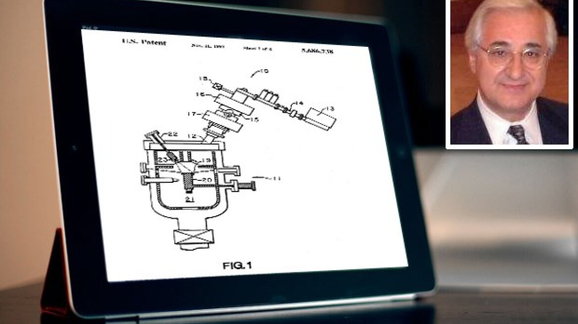 Έλληνας καθηγητής διεκδικεί 58 εκατ. ευρώ από την Apple!
