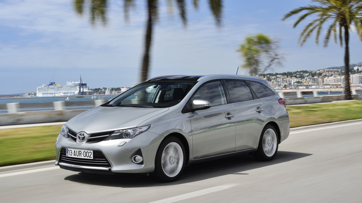LIVE από Μαγιόρκα: Οδηγούμε το Auris Touring Sports