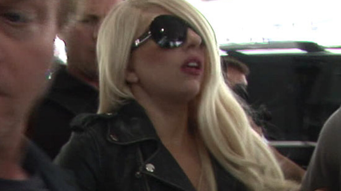 Μπλεξίματα με το νόμο για τη Lady Gaga