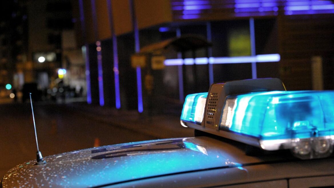 Καταδίωξη με πυροβολισμούς στη Γλυφάδα
