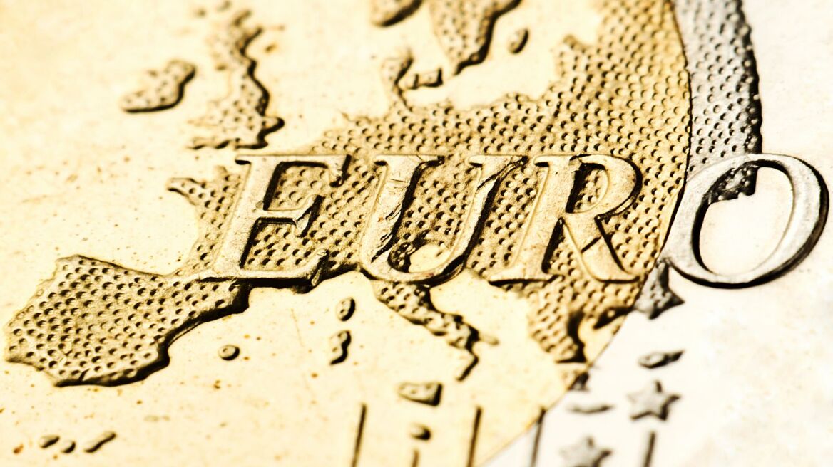 Υφεση και ανεργία, εφιάλτες για την Ευρωζώνη