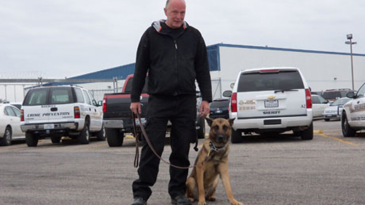 Με 95 ευρώ σκύλος ψάχνει για ναρκωτικά στο σπίτι σας