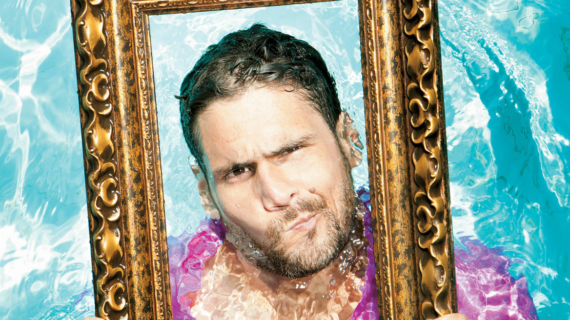 Δημήτρης Ουγγαρέζος: Πρώην σπασίκλας, νυν γόης, αλλά πάντα «καληνυχτάκιας»