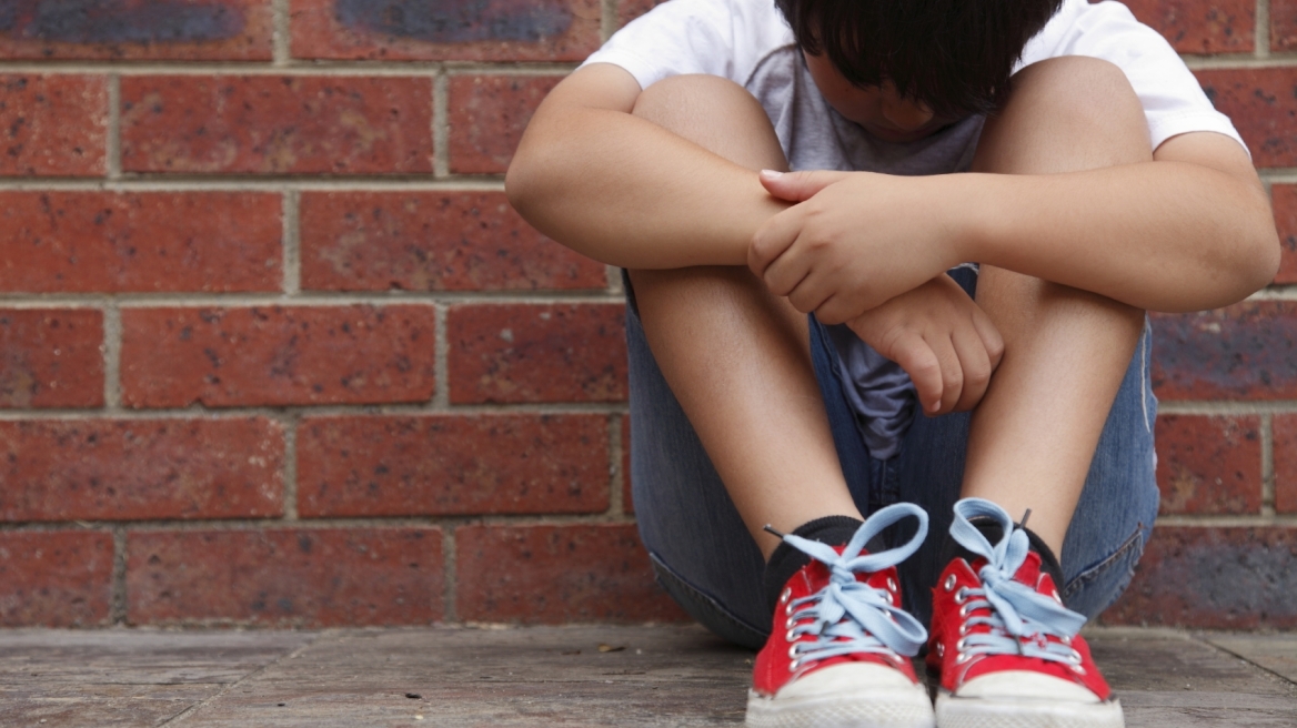 Λάρισα: Ανήλικοι ληστές χτύπησαν αγοράκια 11 και 13 χρόνων!