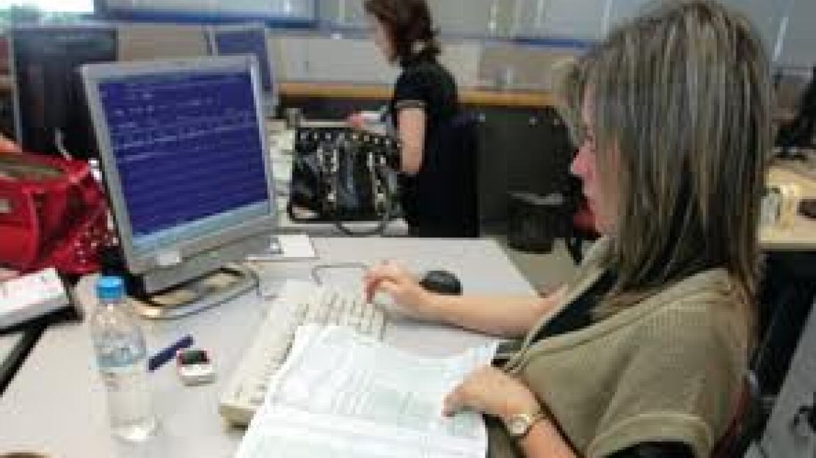 Φορολογικές δηλώσεις: Πώς θα αποφύγετε τις παγίδες στη δήλωση των τόκων των καταθέσεων