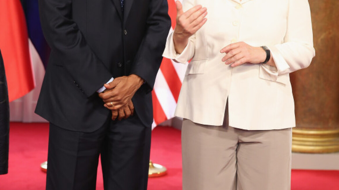 Η Μέρκελ στο «στόχαστρο» του Κάρλ Λάγκερφελντ