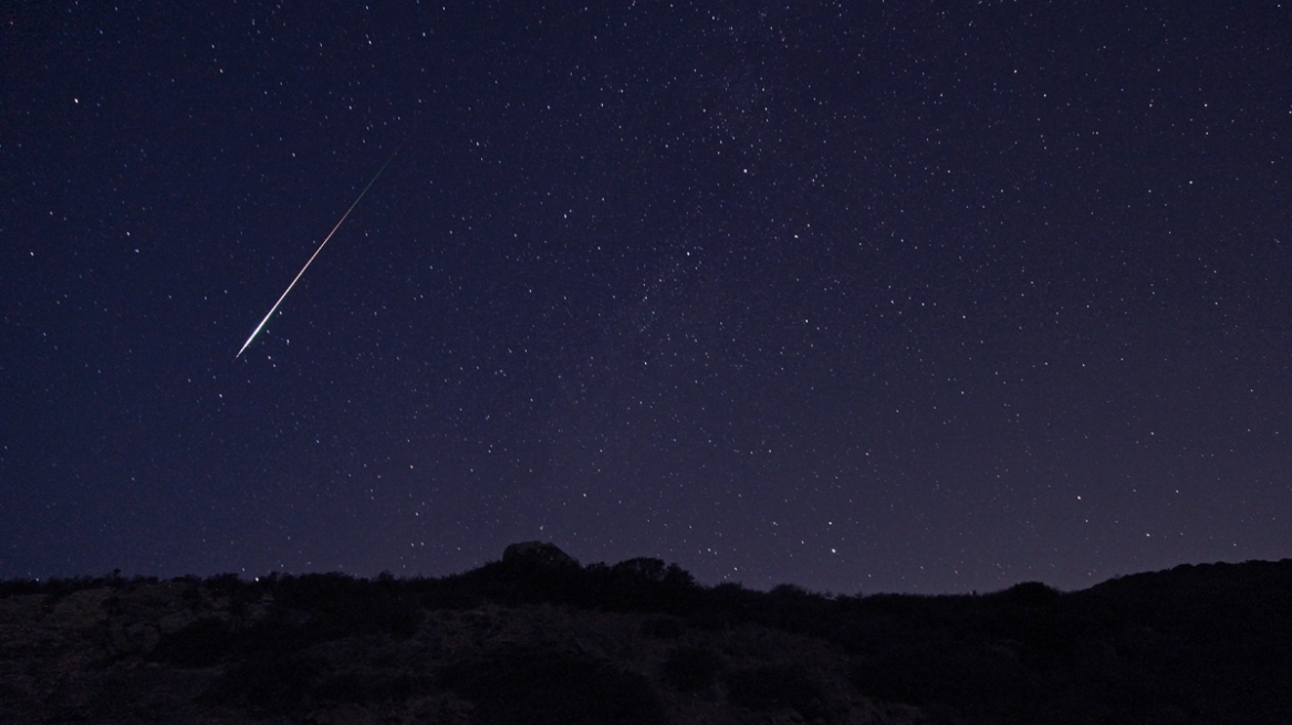 Οι Έλληνες απόλαυσαν τα «πεφταστέρια»