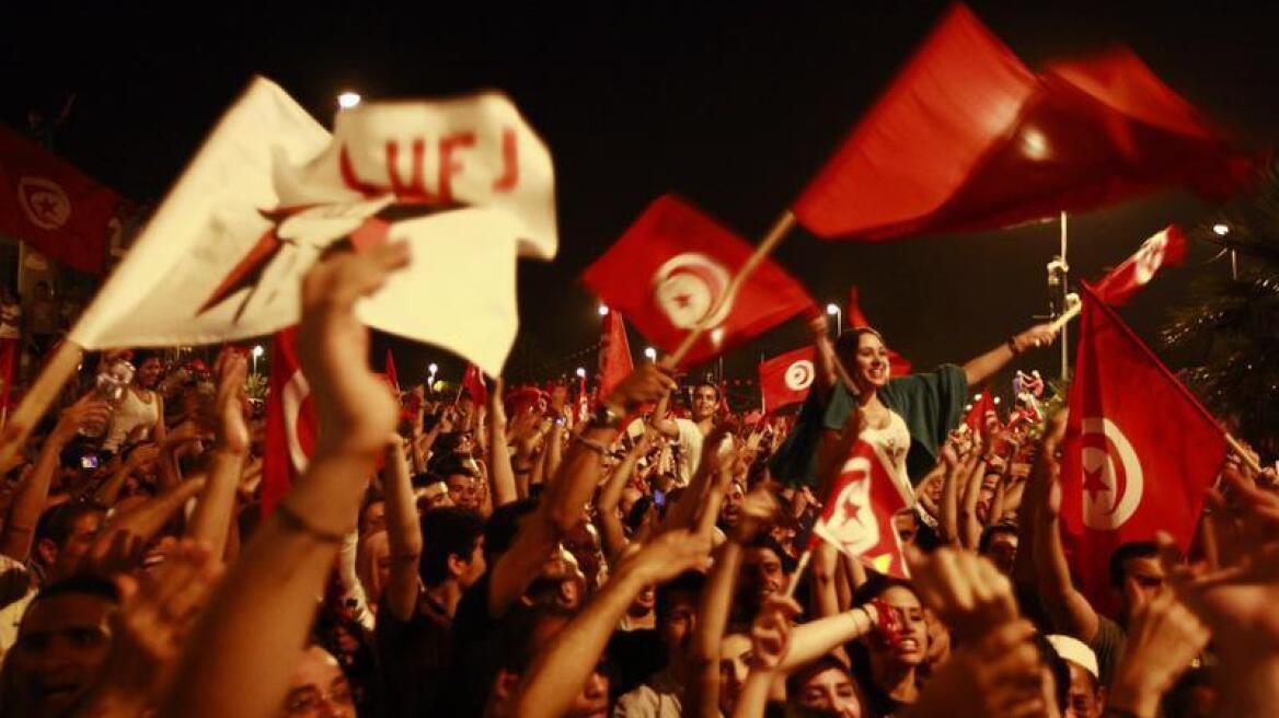 Ογκώδεις διαδηλώσεις κατά του κυβερνητικού συνασπισμού στην Τυνησία