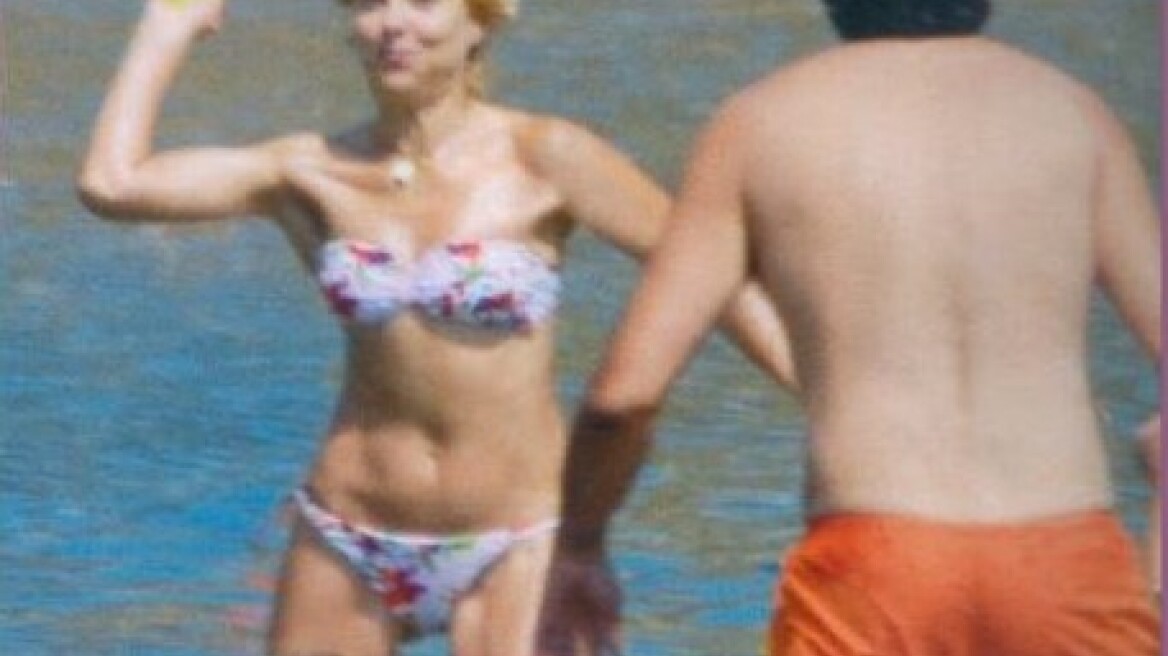 Τσαλίκη-Μπέζος: Παιχνίδια στη θάλασσα