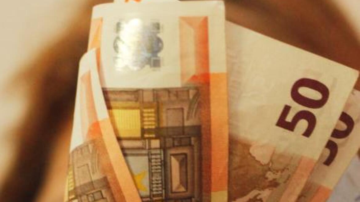 Δύο 15χρονες στις Σέρρες: Βρήκαν 450 ευρώ και τα παρέδωσαν στην αστυνομία