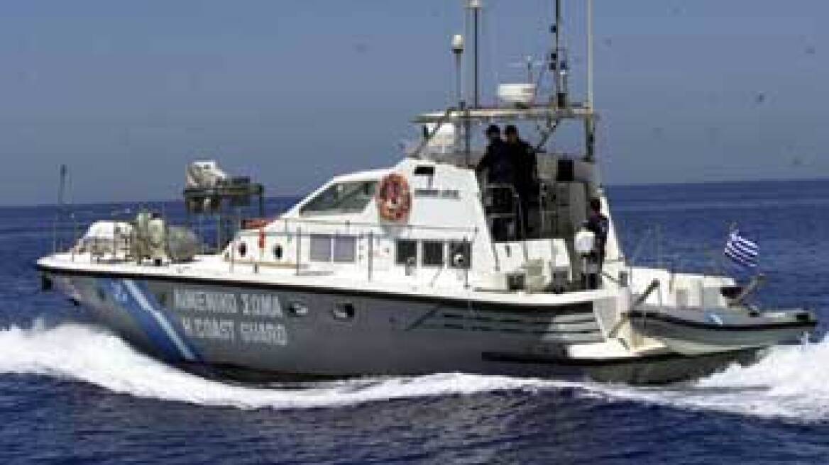 Σάμος: Συλλήψεις 11 παράνομων μεταναστών