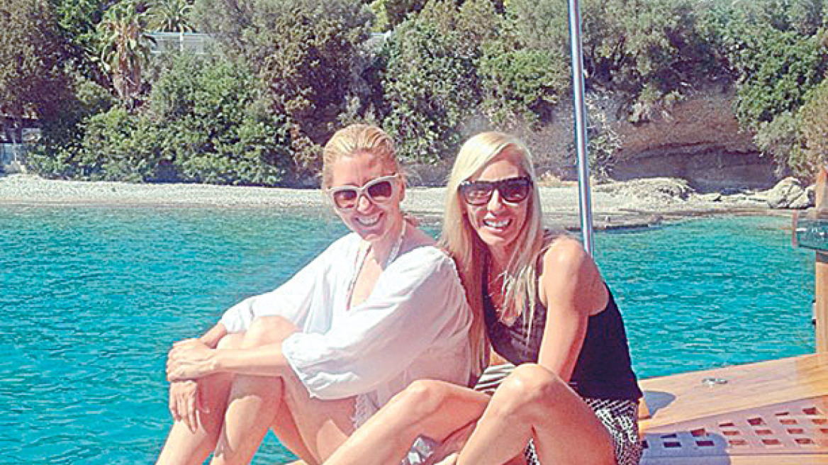 Η Μαρί Σαντάλ και οι αδελφές της πάνε διακοπές