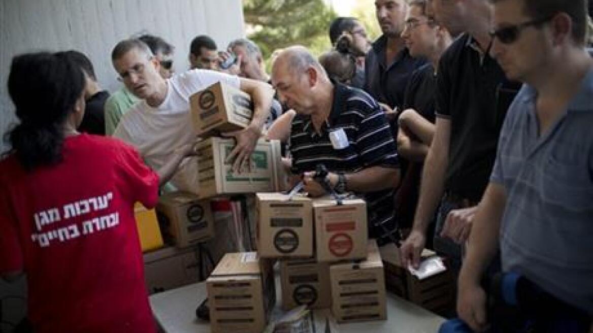 Σε περιορισμένη ανάκληση εφέδρων προχωρά το Ισραήλ ενόψει του «χτυπήματος» στη Συρία