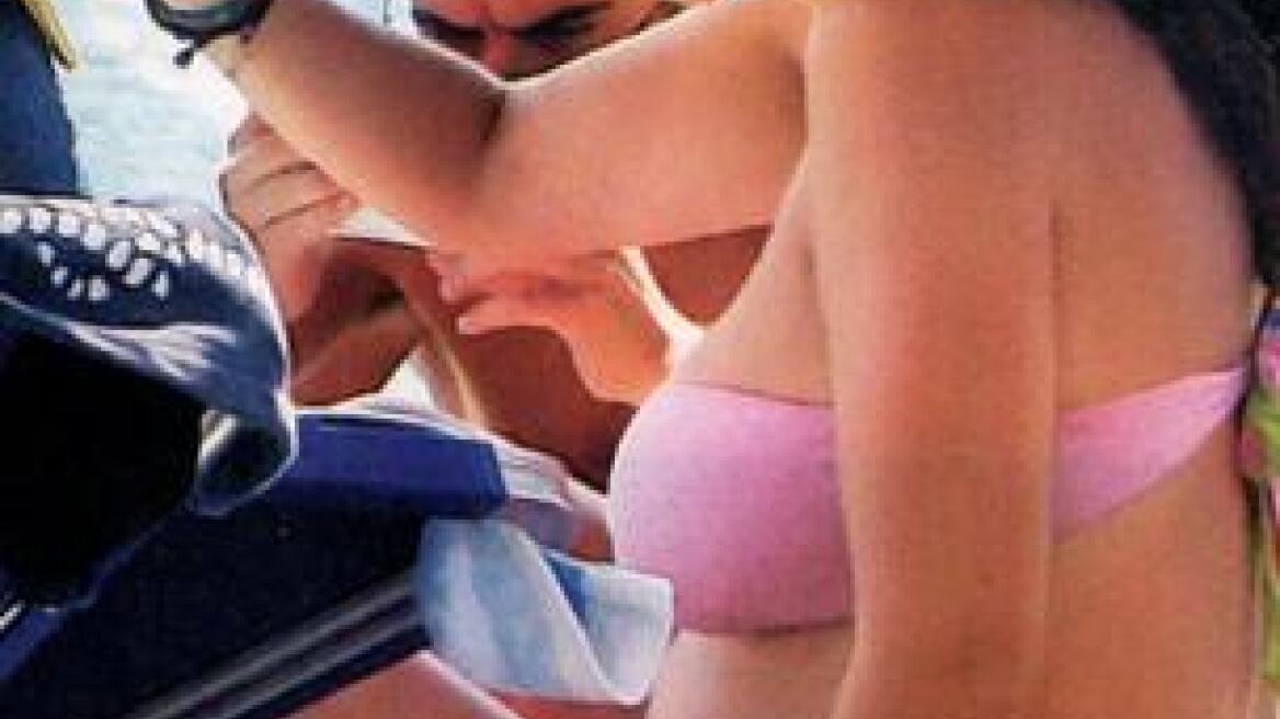 Βάσω Λασκαράκη: Για μπάνιο με φουσκωμένη κοιλίτσα