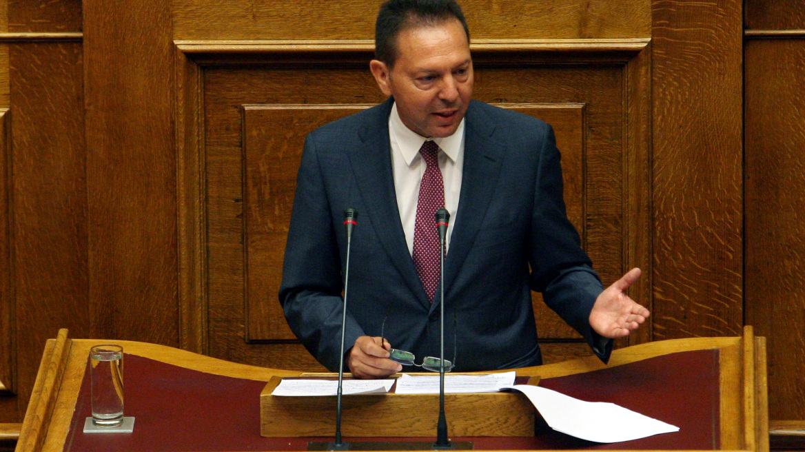 Στουρνάρας: «Σπεκουλαδόροι και πρόθυμοι ηλίθιοι ποντάρουν στην αποτυχία της Ελλάδας»