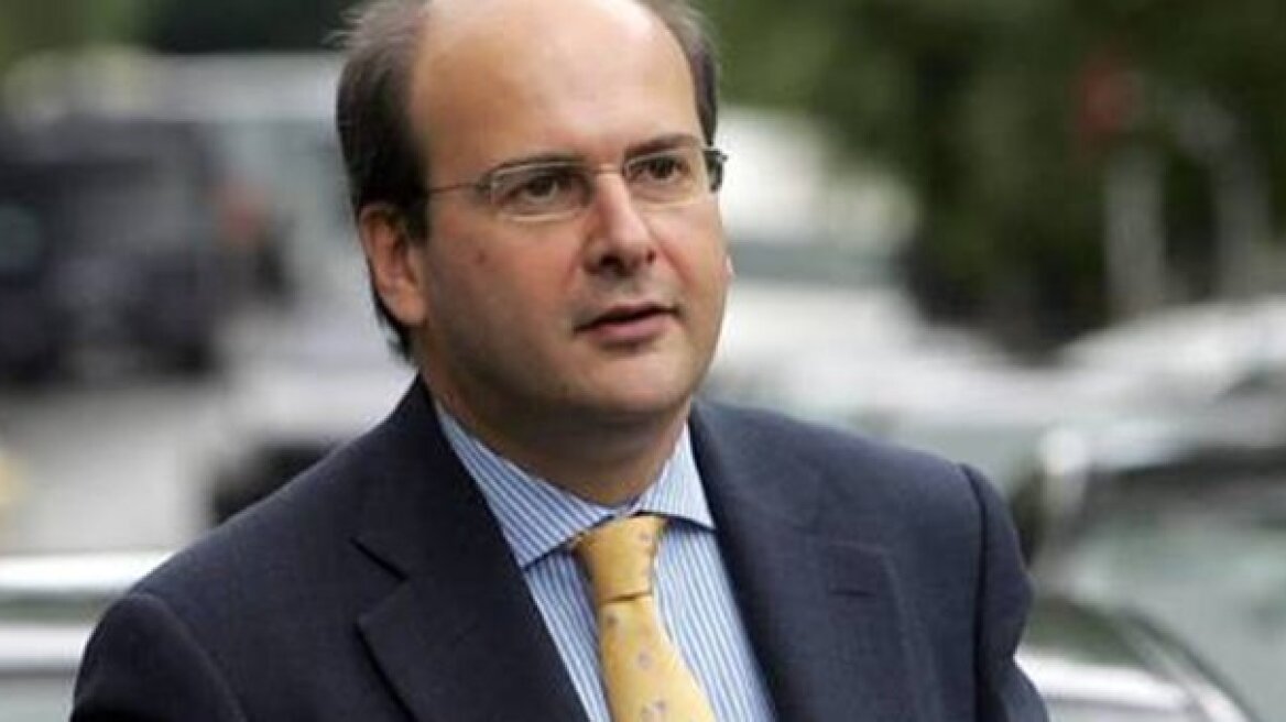 Συμφωνία Χατζηδάκη με τις τράπεζες για δάνεια 2 δισ. ευρώ έως το τέλος του έτους