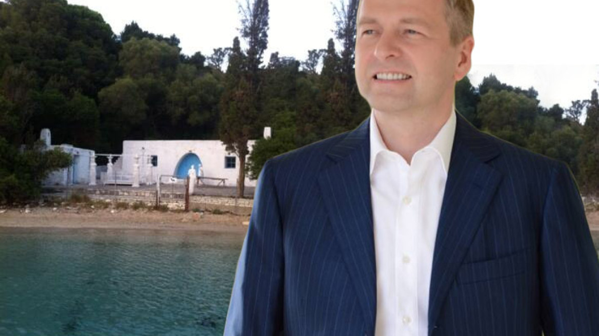 O Ριμπολόβλεφ γέμισε τον Σκορπιό με... Καρυάτιδες