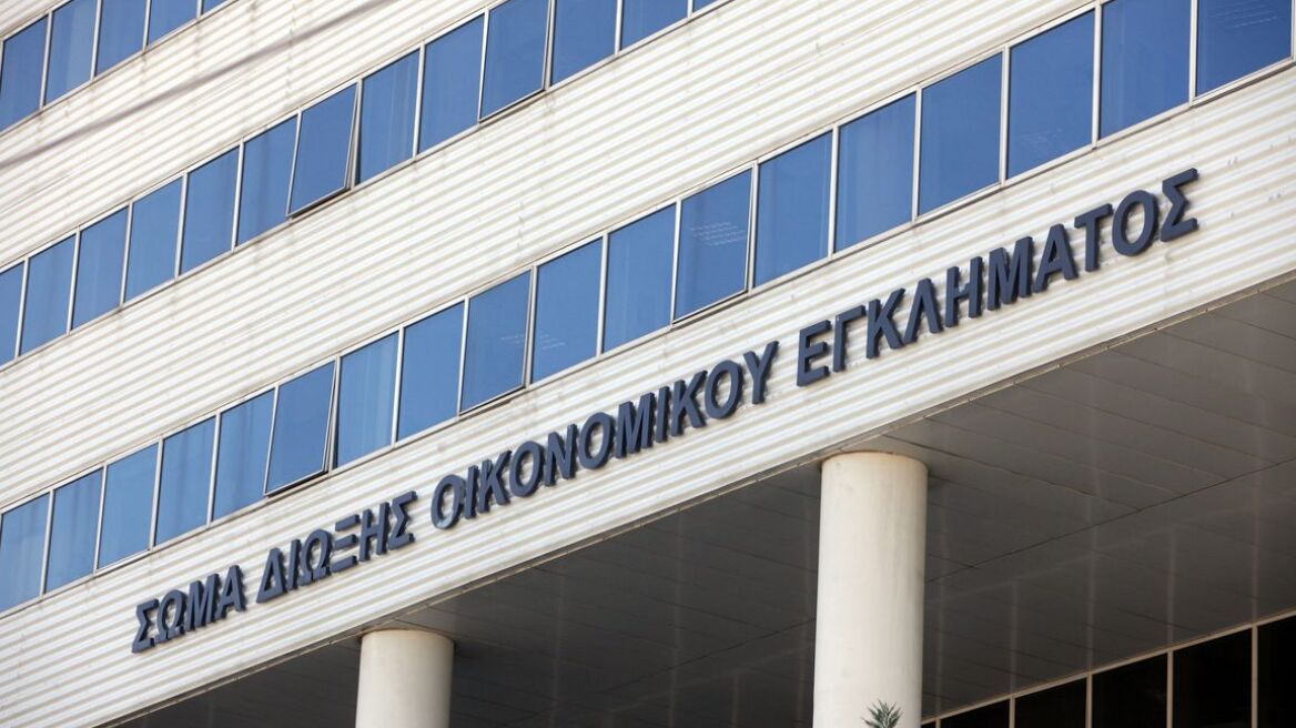 Μαυραγάνης: Το ΣΔΟΕ ελέγχει Mercedes και BMW