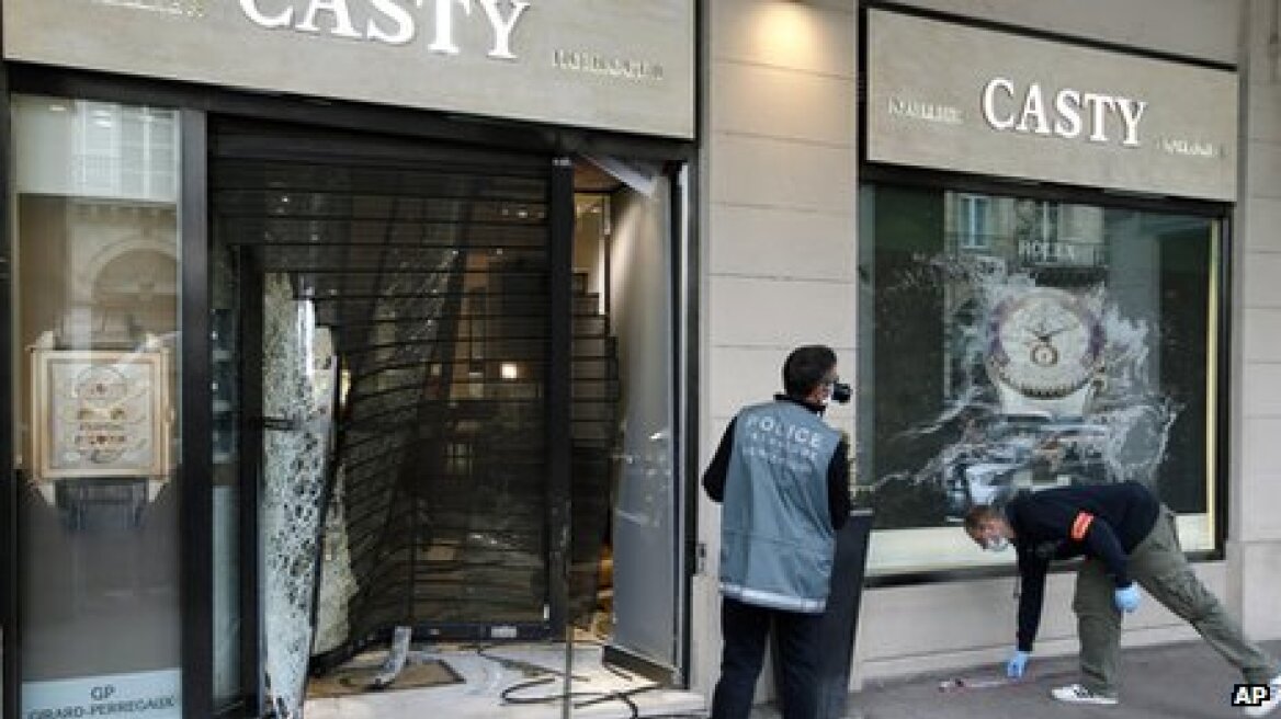 Γαλλία: Ληστεία κοσμημάτων ύψους 2 εκατ. ευρώ με άρωμα «Ροζ Πανθήρων»