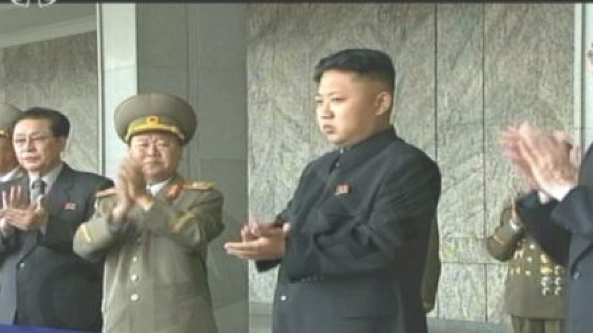 Ο Κιμ Γιονγκ Ουν στους εορτασμούς για τα 65 χρόνια της Βόρειας Κορέας