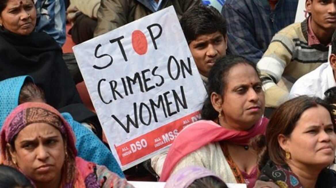Ινδία: Ένοχοι οι τέσσερις κατηγορούμενοι για τον βιασμό και τον θάνατο της φοιτήτριας
