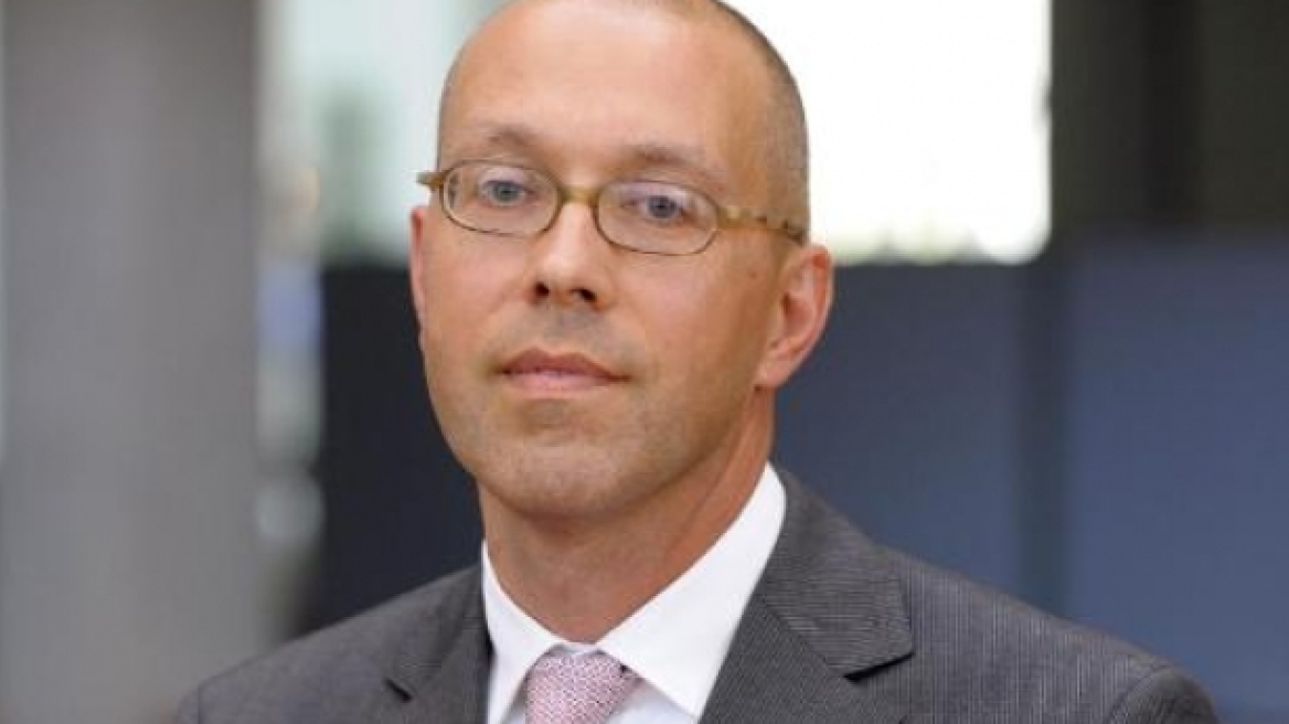 Άσμουσεν: Η Ευρωζώνη «βγήκε» από την ύφεση