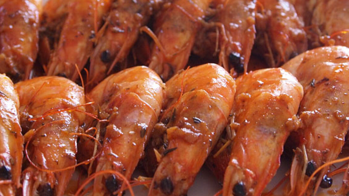 Γαρίδες με σαλμονέλα «σερβιρίστηκαν» στην Ελβετία 