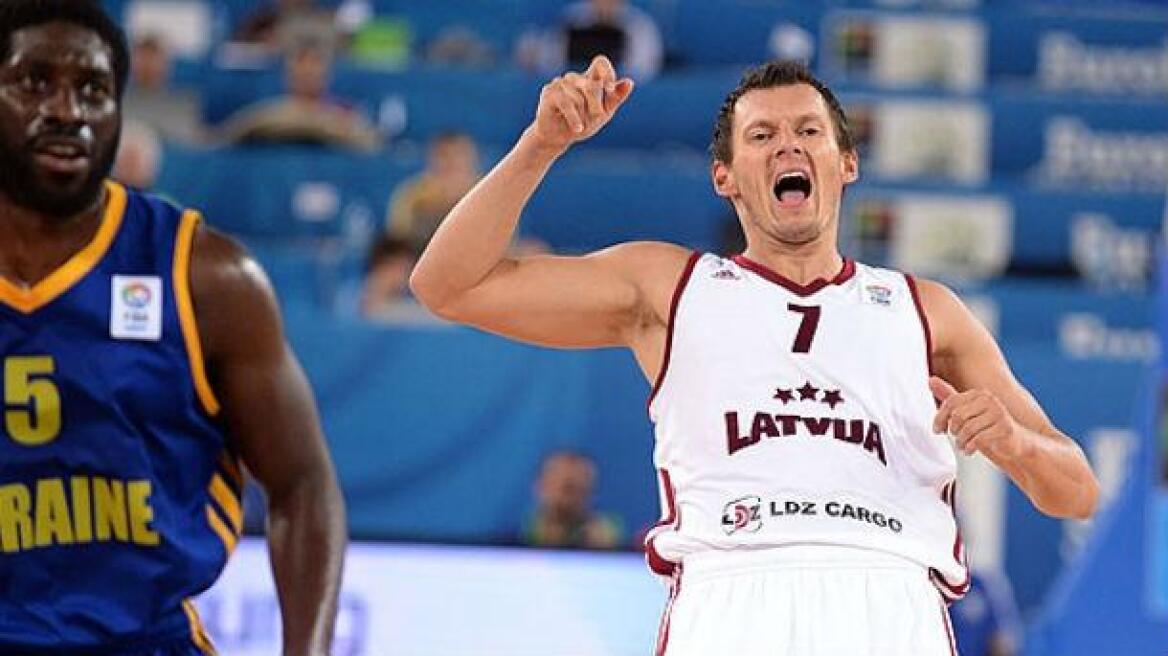 Τρίποντη «εκτέλεση» της Ουκρανίας από τη Λετονία