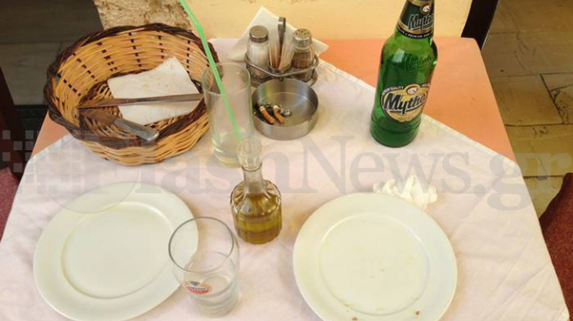 Κρήτη: Πήγαν σε ταβέρνα και παρήγγειλαν μόνο... λάδι και ψωμί!