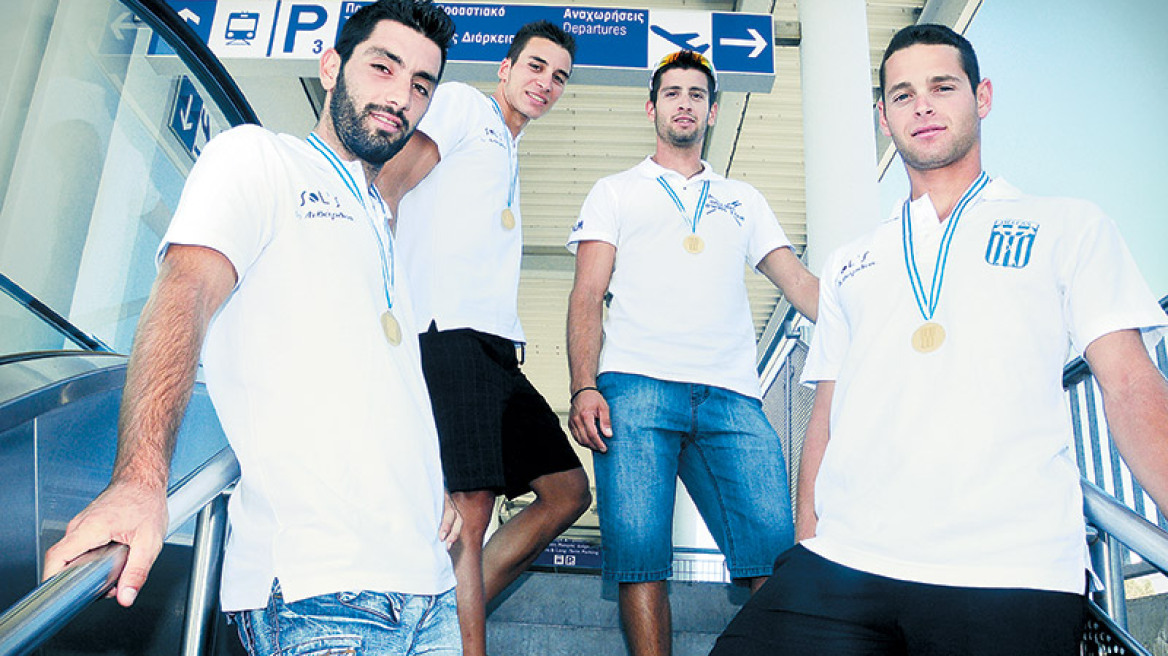 Η Ελλάδα στην κορυφή με το... κουπί 