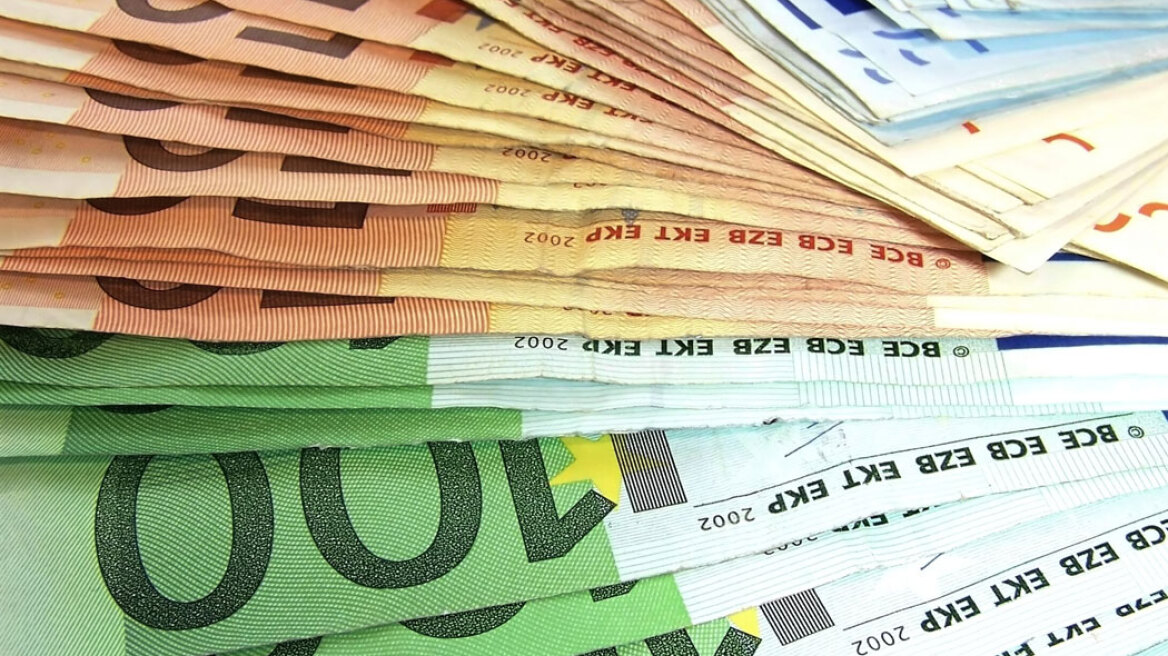 Αλβανός κατηγόρησε αστυνομικούς ότι τον έκλεψαν