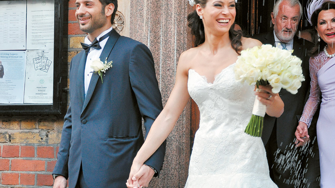 Καρολίνα Αγγελοπούλου - Βασίλης Αμβροσίου: Γάμος χαμηλών τόνων στο Λονδίνο