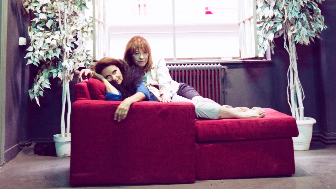 Η Ράνια Οικονομίδου και η Ρένη Πιττάκη μαζί στη σκηνή