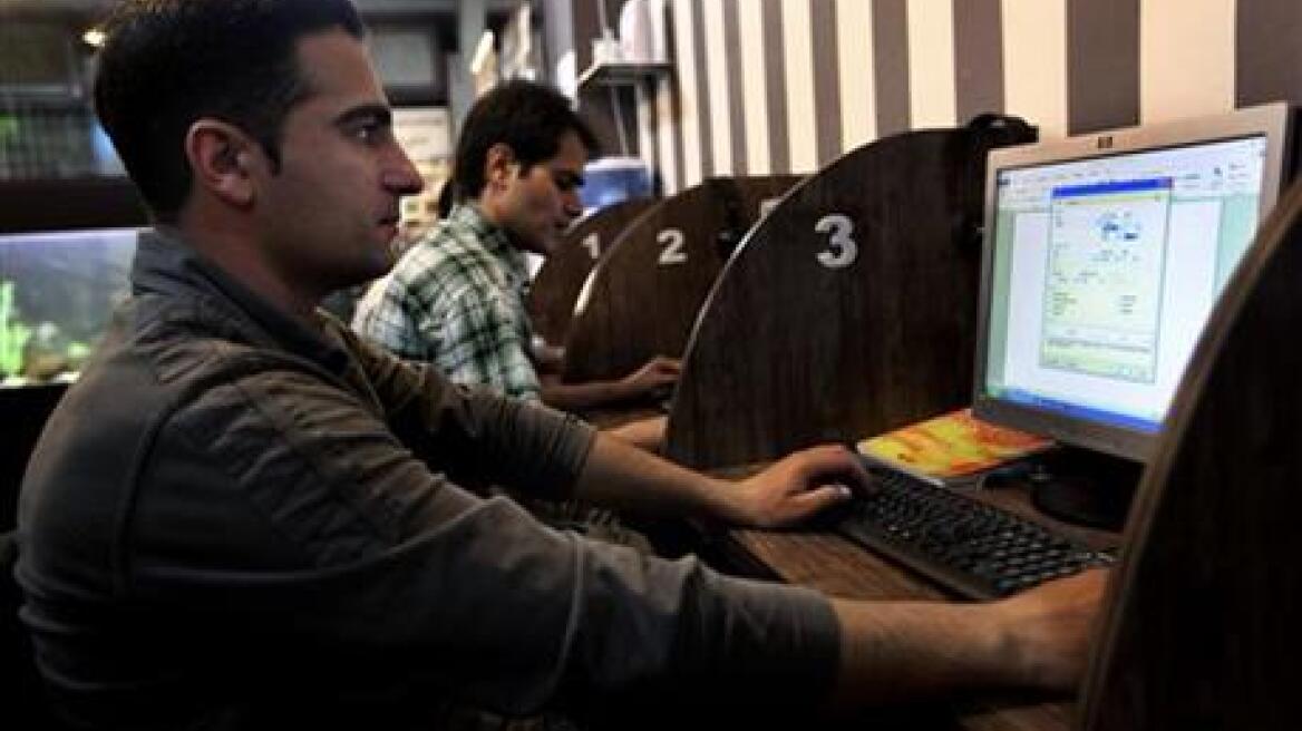 Τεχνολογικό λάθος η επιστροφή των Ιρανών σε Facebook και Twitter