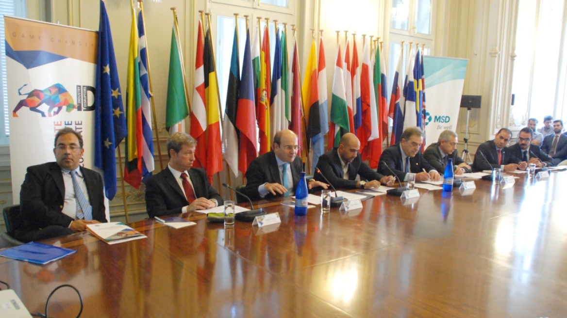 Δέκα υποτροφίες από την φαρμακευτική εταιρεία MSD