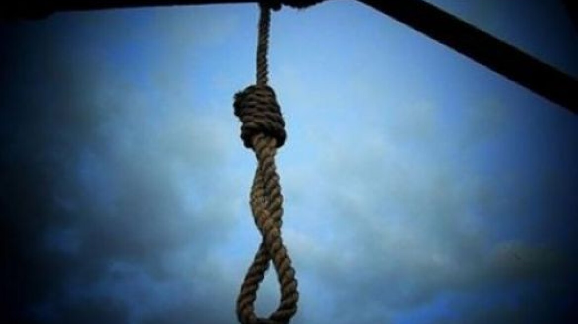 Καβάλα: Κρεμάστηκε στη βεράντα του σπιτιού του 