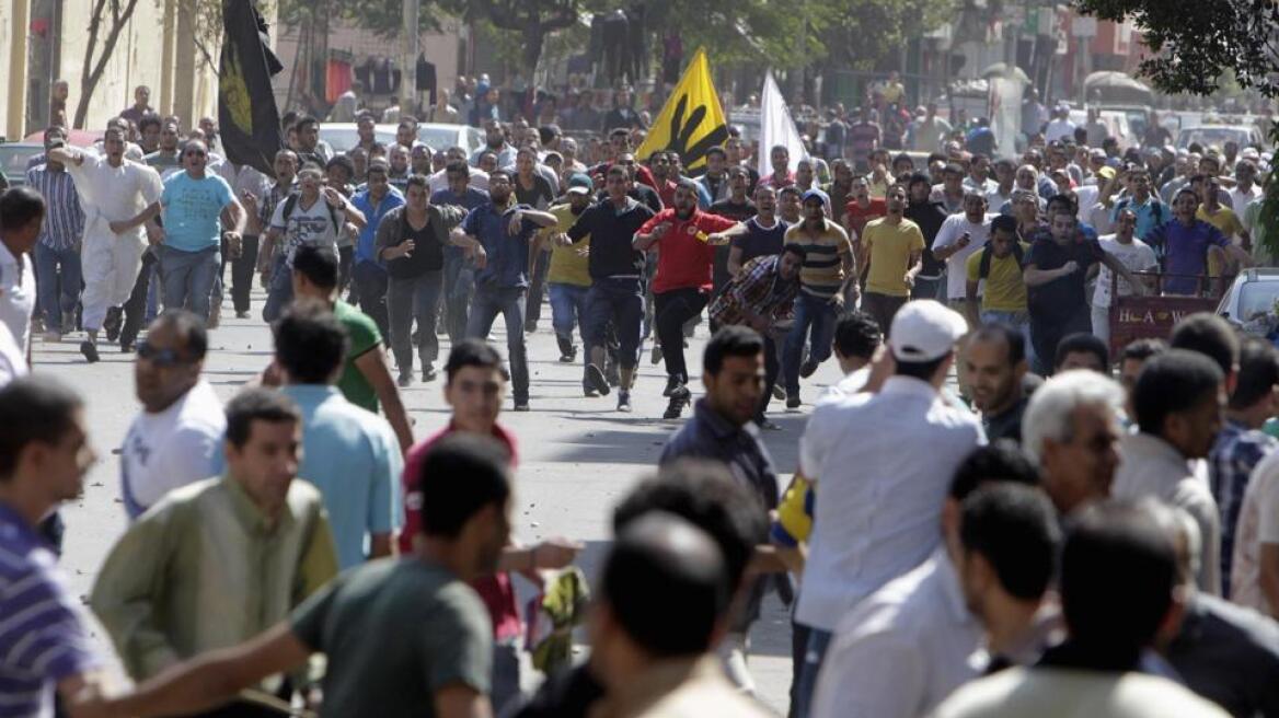 Αίγυπτος: Υποστηρικτές του Μόρσι κατευθύνονται στο προεδρικό Μέγαρο