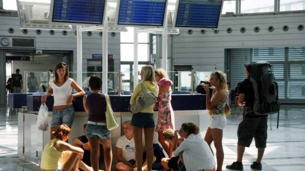«Έσπασε» ακόμα ένα ρεκόρ ο ελληνικός τουρισμός