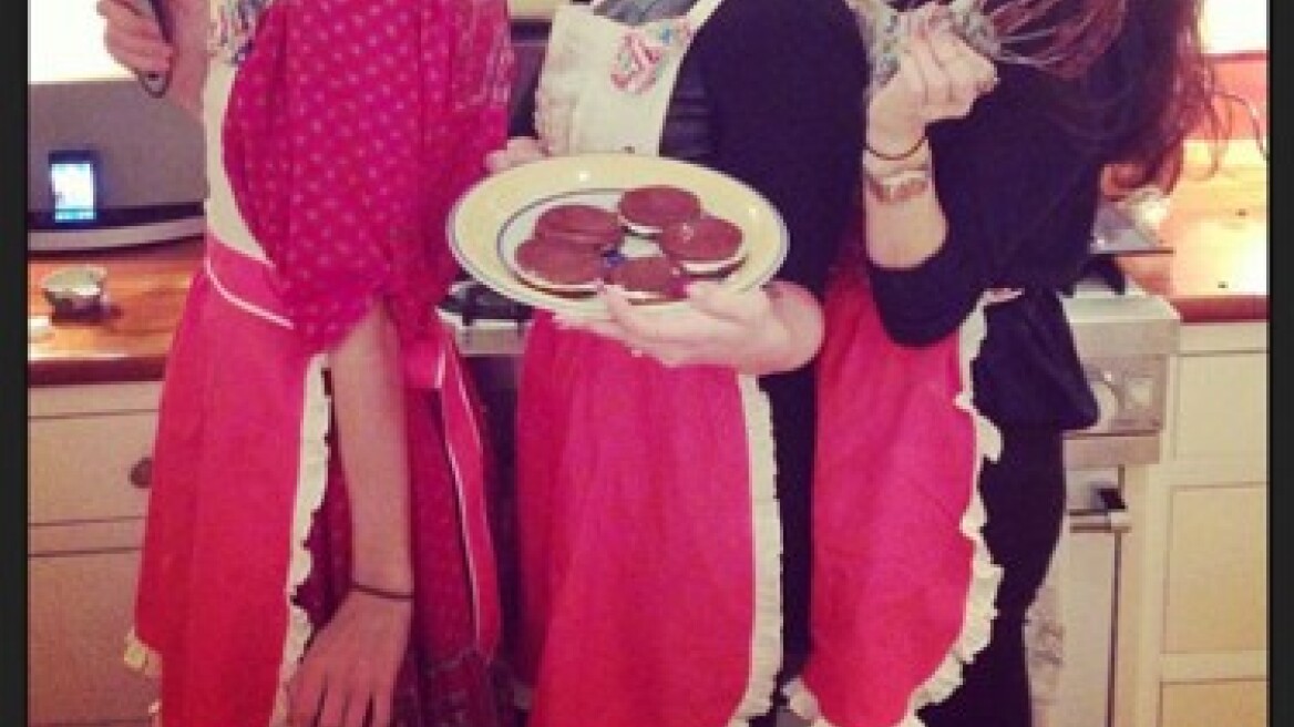  H Taylor Swift και η Kelly Osbourne στην κουζίνα