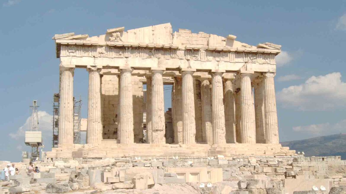 Τρεις ναοί «κρύβονται» κάτω από την Ακρόπολη