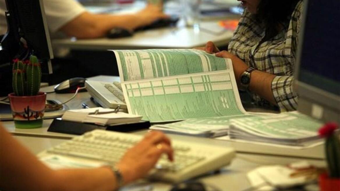 Δεκτά χωρίς πρόστιμο στις εφορίες και τα εκπρόθεσμα δικαιολογητικά