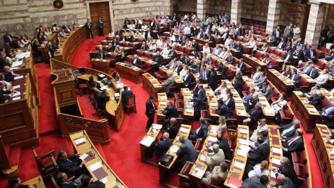 Θερμό κοινοβουλευτικό φθινόπωρο